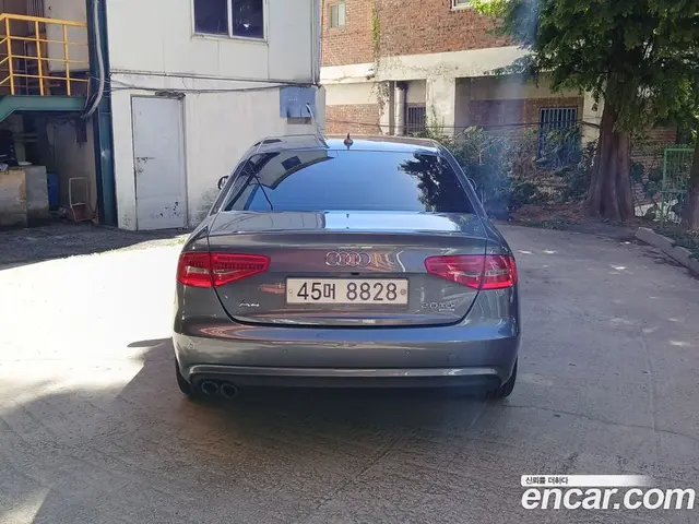 Audi A4 2013 2.0 АКПП, миниатюра 5