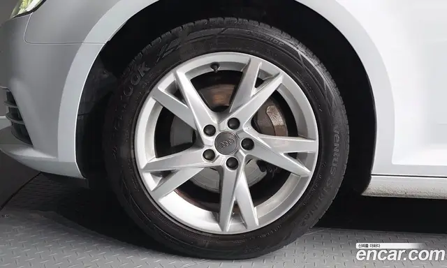Audi A4 2018 2.0 АКПП, миниатюра 5