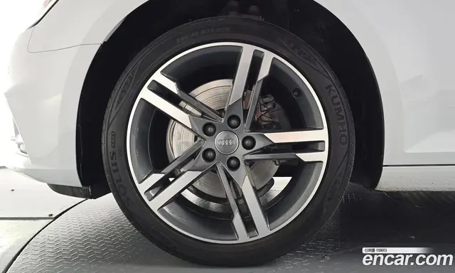 Audi A4 2019 2.0 АКПП, миниатюра 4