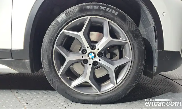 BMW X1 2019 2.0 АКПП, миниатюра 7