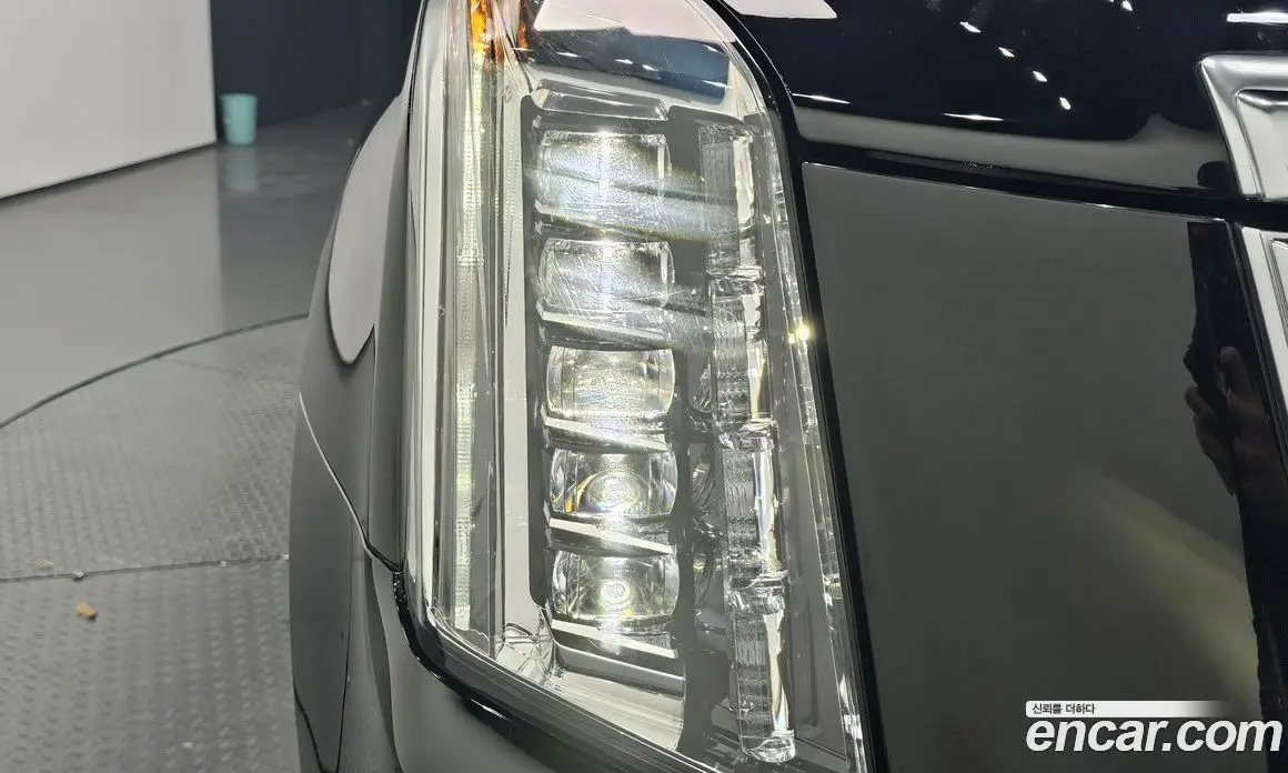 Cadillac Escalade 2019 6.2 АКПП, фото 8