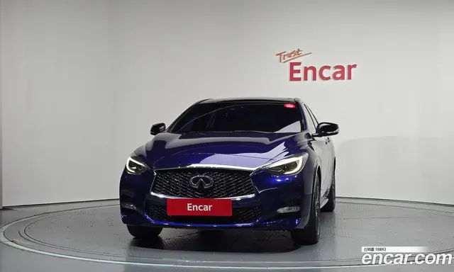 Infiniti Q30 2017 2.0 АКПП, миниатюра 3