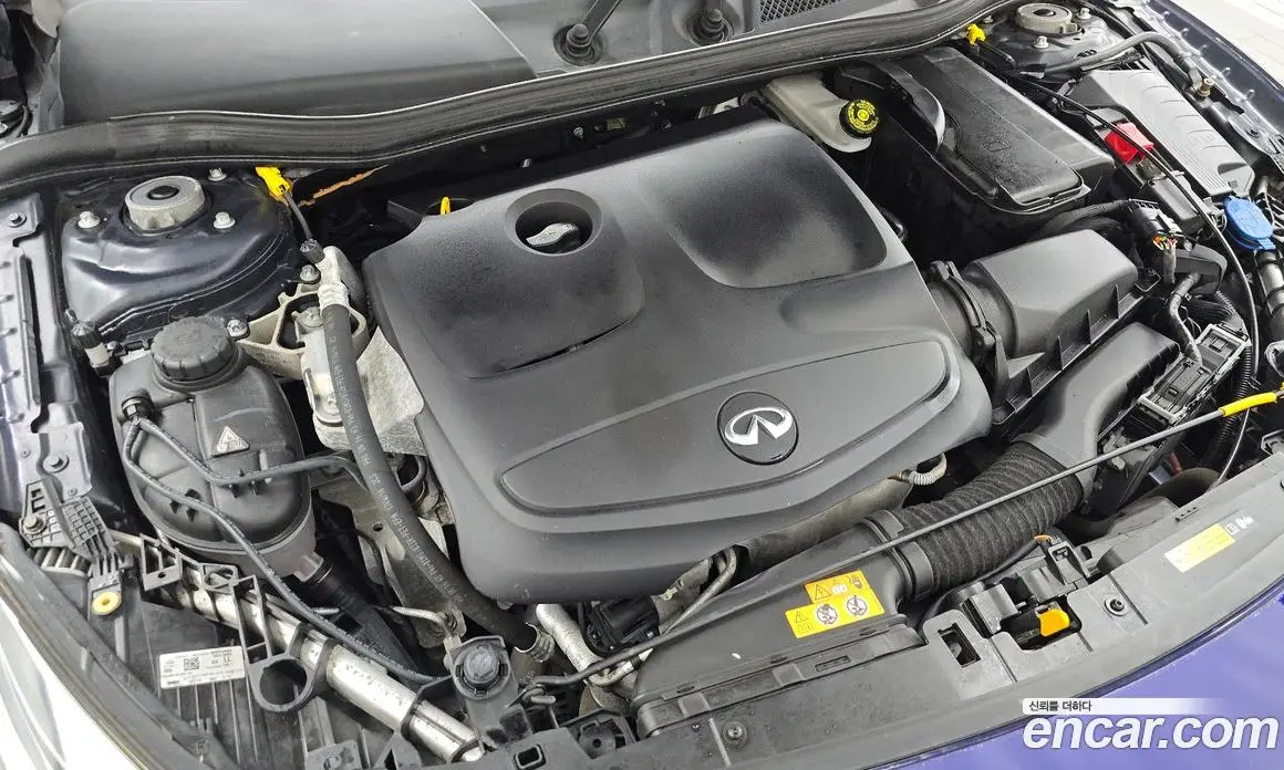 Infiniti Q30 2017 2.0 АКПП, фото 6