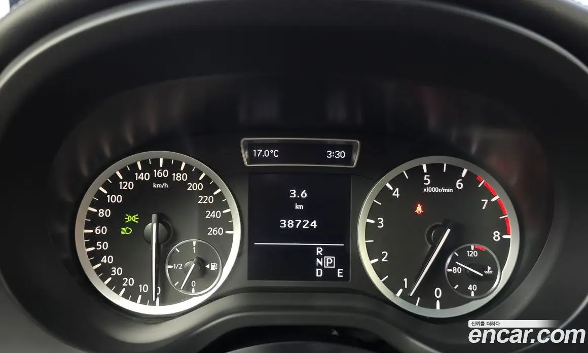 Infiniti Q30 2017 2.0 АКПП, фото 8