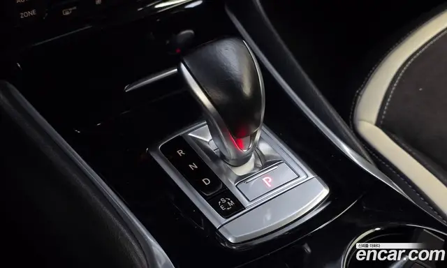 Infiniti Q30 2017 2.0 АКПП, миниатюра 9
