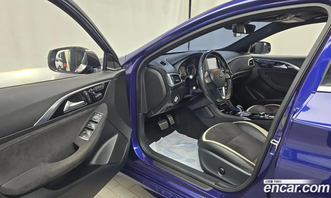 Infiniti Q30 2017 2.0 АКПП, фото 10