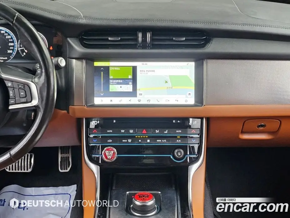 Jaguar XF 2019 2.0 АКПП, фото 14