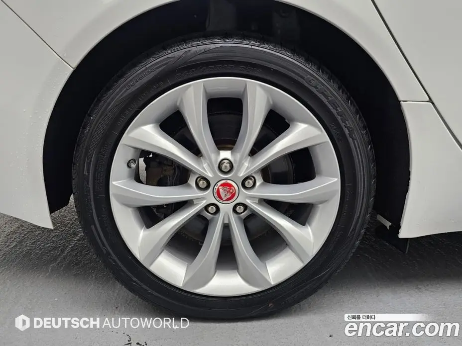Jaguar XF 2019 2.0 АКПП, фото 5