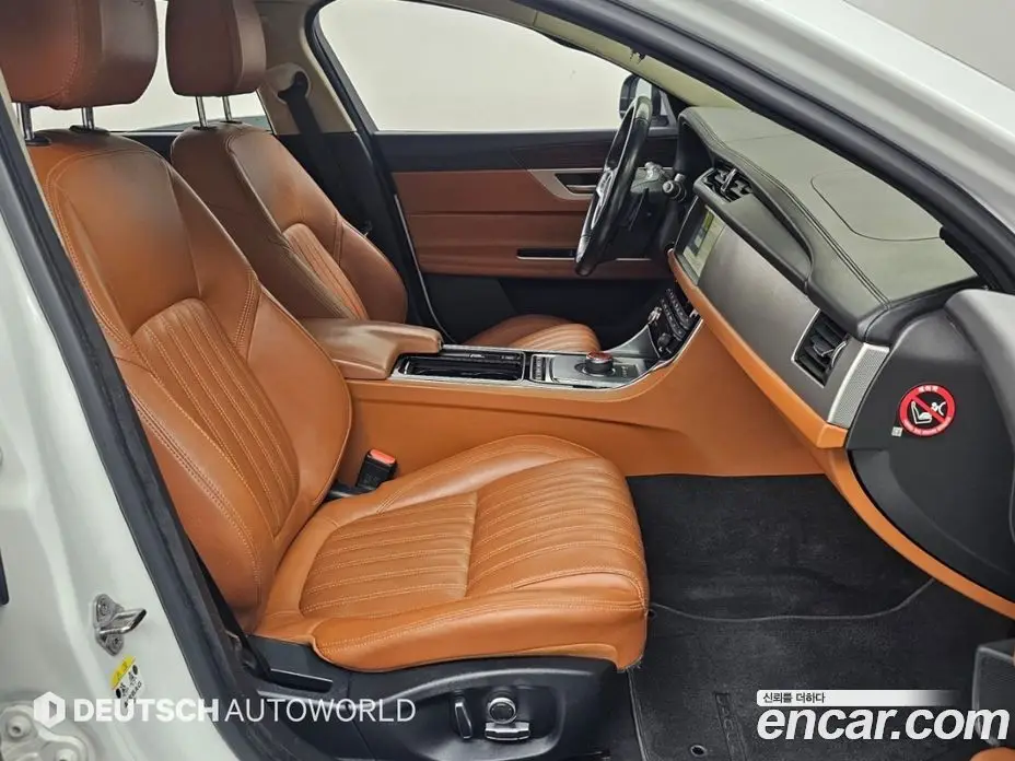 Jaguar XF 2019 2.0 АКПП, фото 10