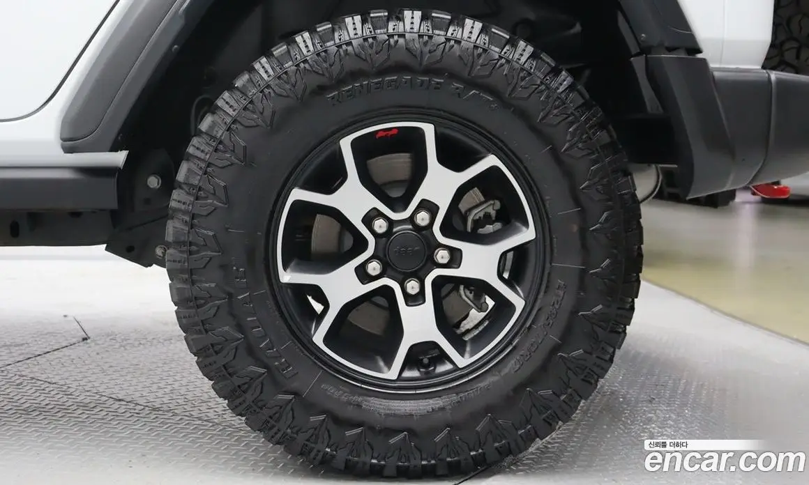 Jeep Wrangler 2023 2.0 АКПП, фото 4