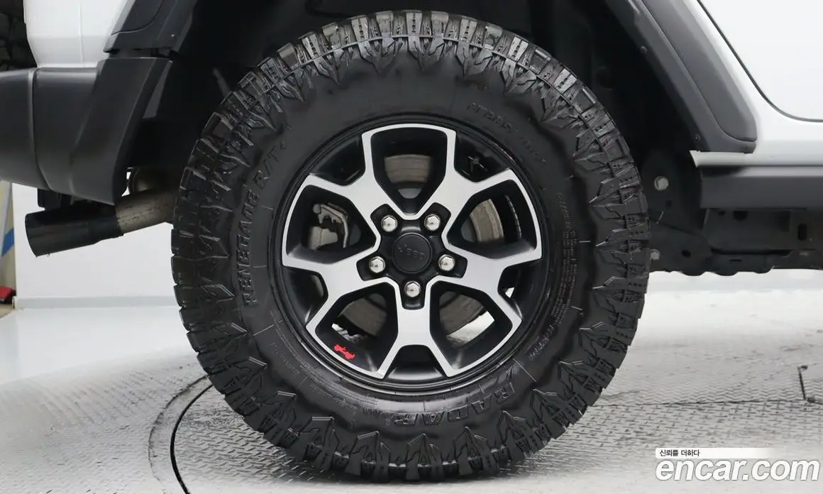 Jeep Wrangler 2023 2.0 АКПП, фото 6