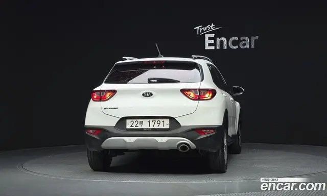 Kia Stonic 2017 1.6 АКПП, миниатюра 4 Kia Stonic 2017 1.6 АКПП, миниатюра 4