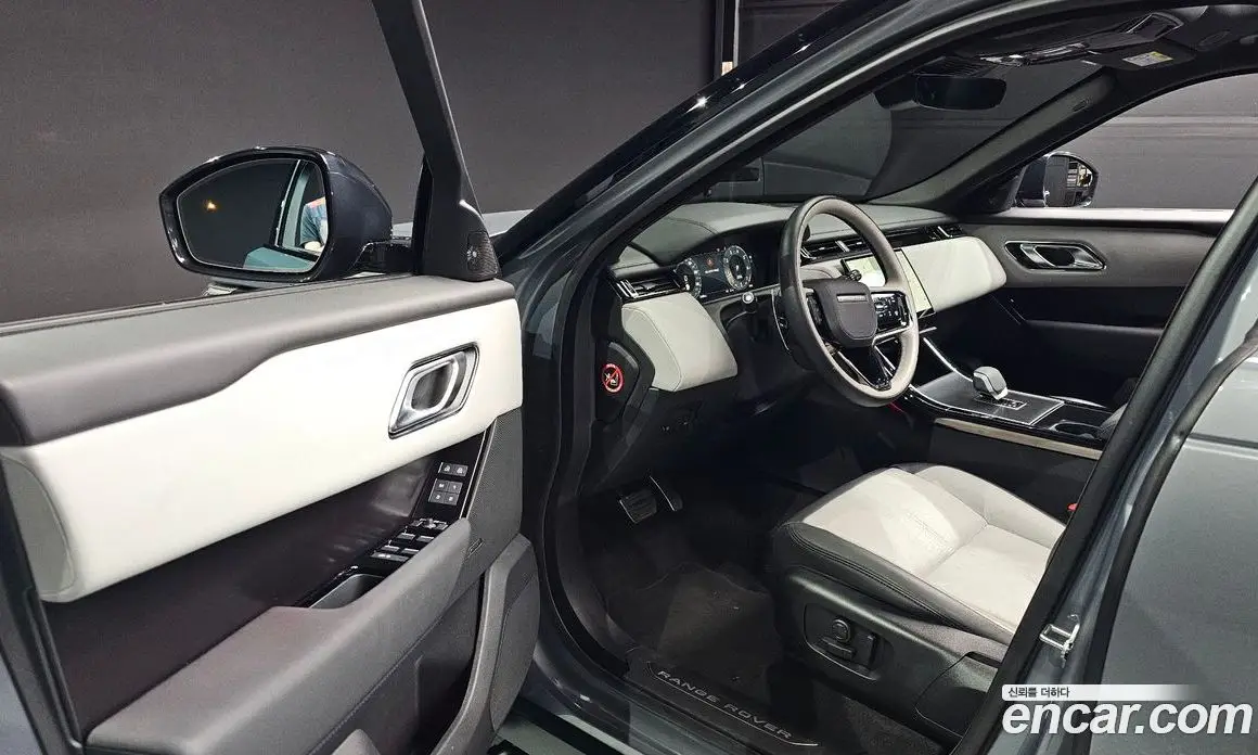 Land Rover Range Rover Velar 2025 2.0 АКПП, фото 12