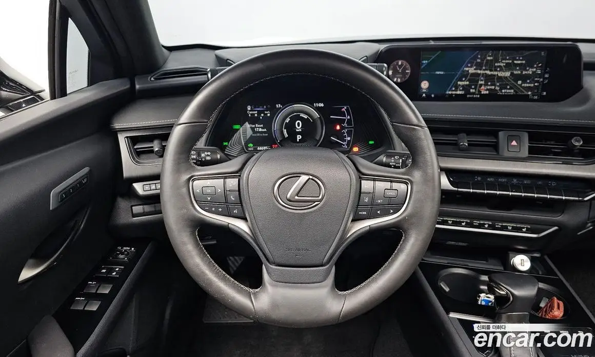 Lexus UX 2019 2.0 АКПП, фото 18 Lexus UX 2019 2.0 АКПП, фото 18