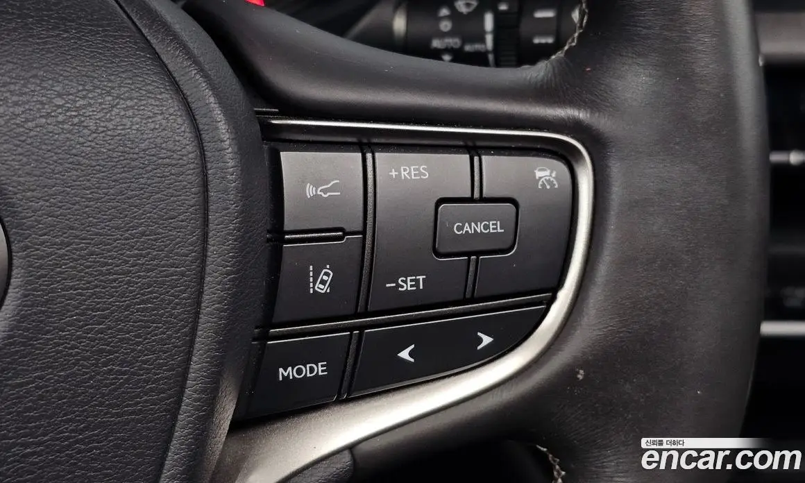 Lexus UX 2019 2.0 АКПП, фото 20 Lexus UX 2019 2.0 АКПП, фото 20
