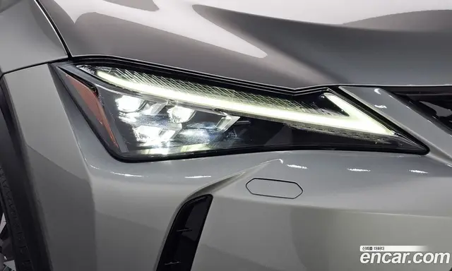 Lexus UX 2019 2.0 АКПП, миниатюра 7 Lexus UX 2019 2.0 АКПП, миниатюра 7