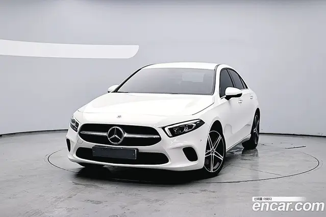 Mercedes-Benz A-Class, 2020, 86 598 км