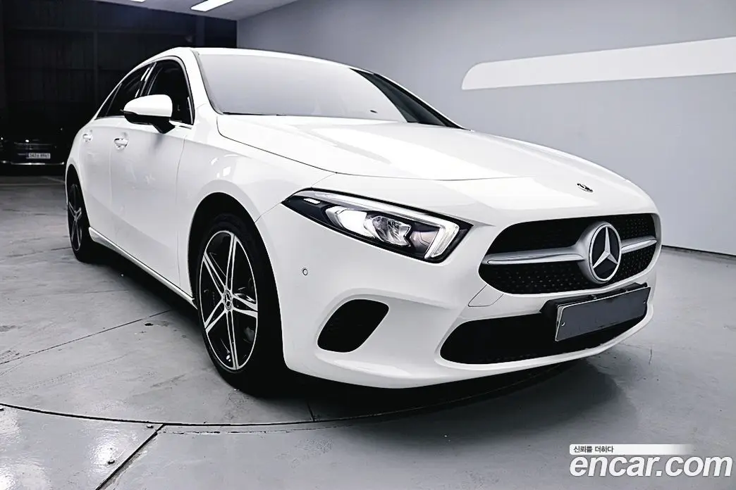 Mercedes-Benz A-Class 2020 2.0 АКПП, фото 11