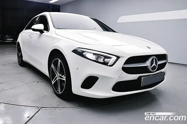 Mercedes-Benz A-Class 2020 2.0 АКПП, миниатюра 11