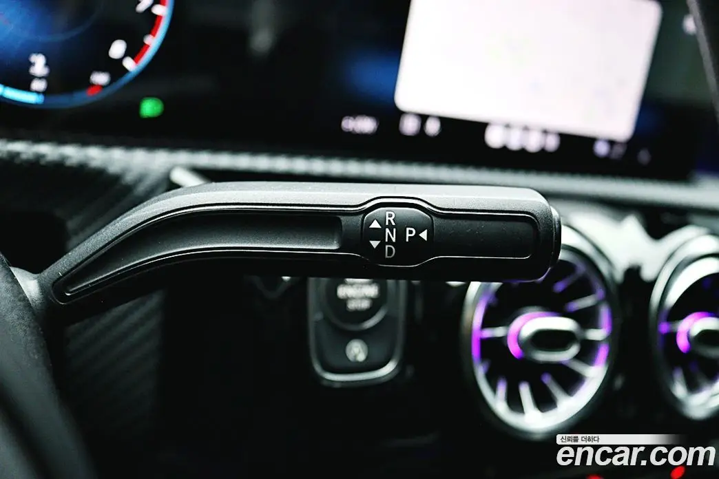Mercedes-Benz A-Class 2020 2.0 АКПП, фото 9