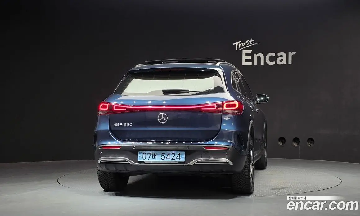 Mercedes-Benz EQA 2021 0.2 АКПП, фото 4