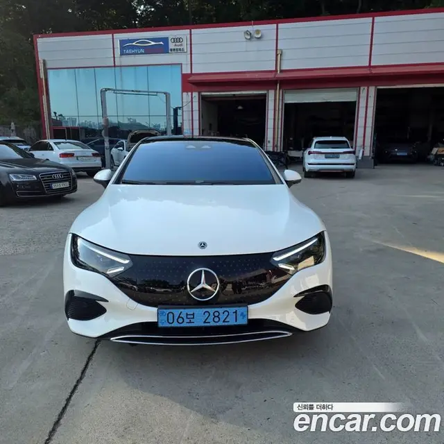Mercedes-Benz EQE, 2022, 81 203 км