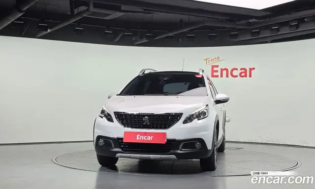 Peugeot 2008 2019 1.5 АКПП, миниатюра 3