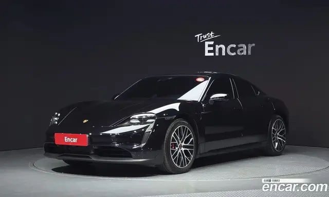 Porsche Taycan, 2021, 136 624 км