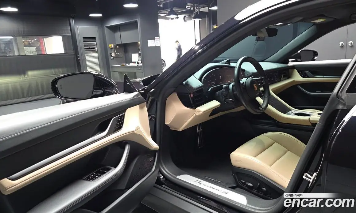 Porsche Taycan 2021 0.1 АКПП, фото 13