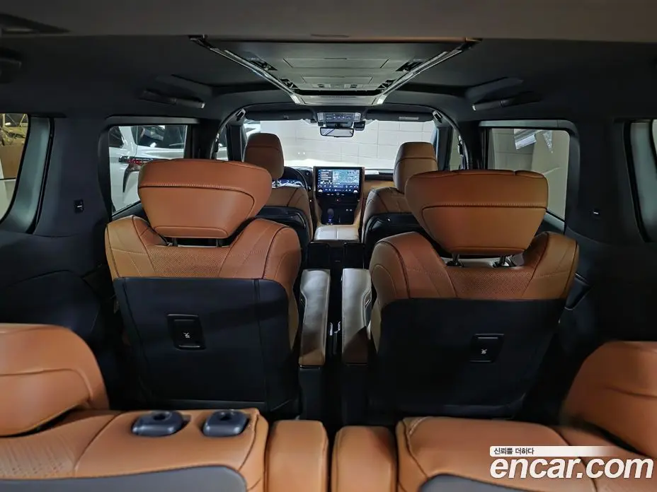 Toyota Alphard 2025 2.5 АКПП, фото 7 Toyota Alphard 2025 2.5 АКПП, фото 7