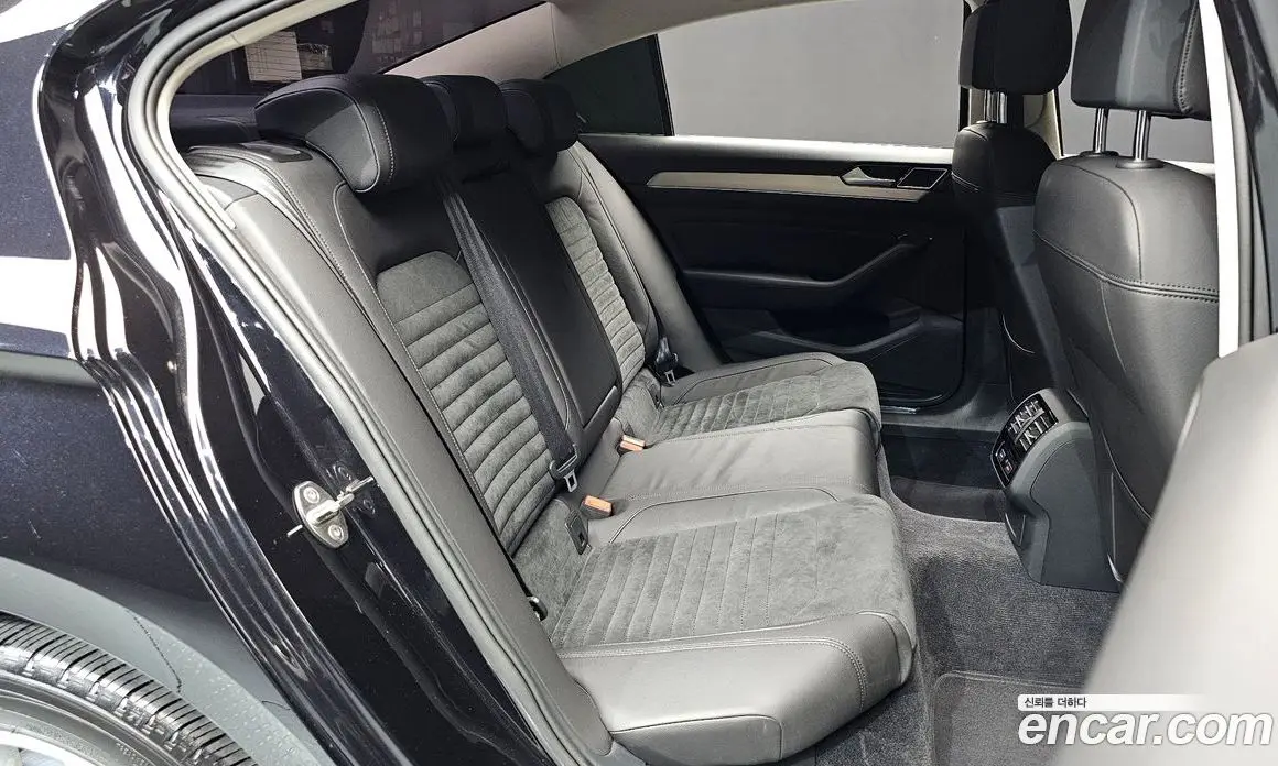 Volkswagen Passat 2018 2.0 АКПП, фото 11