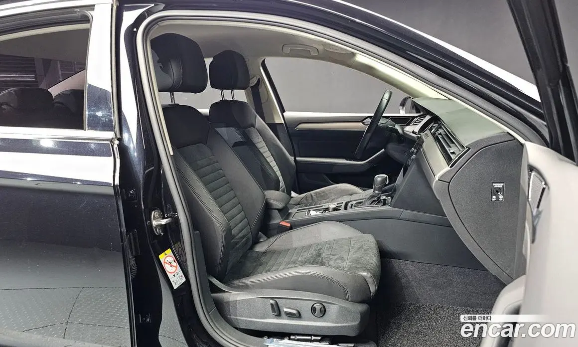 Volkswagen Passat 2018 2.0 АКПП, фото 12
