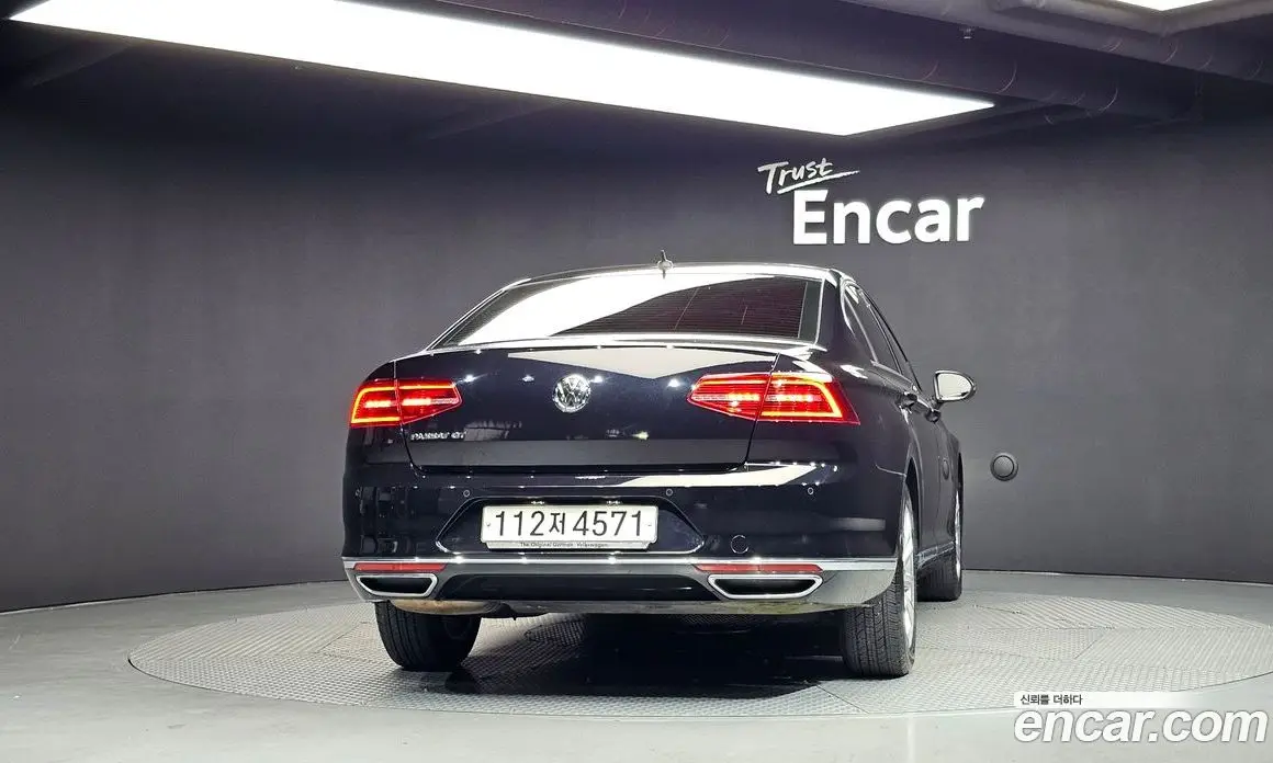Volkswagen Passat 2018 2.0 АКПП, фото 4
