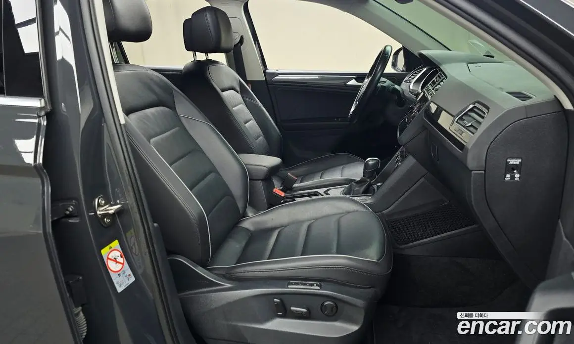 Volkswagen Tiguan 2020 2.0 АКПП, фото 15