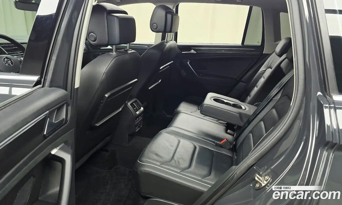 Volkswagen Tiguan 2020 2.0 АКПП, фото 17