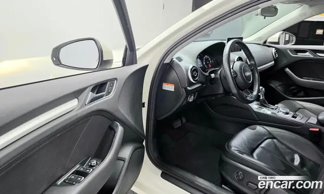 Audi A3 2014 2.0 АКПП, миниатюра 10
