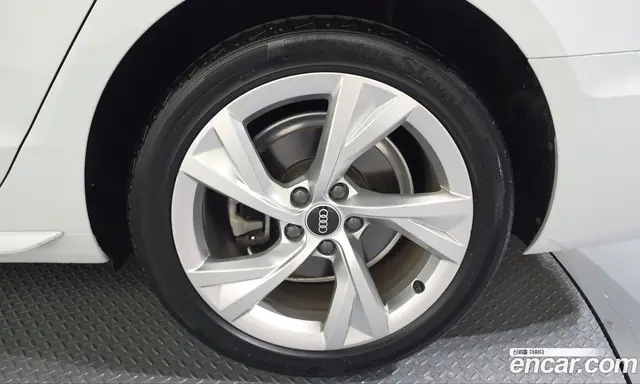 Audi A4 2021 2.0 АКПП, миниатюра 7