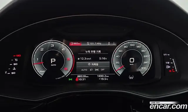 Audi Q8 2021 3.0 АКПП, миниатюра 8