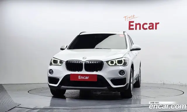 BMW X1 2017 2.0 АКПП, миниатюра 3