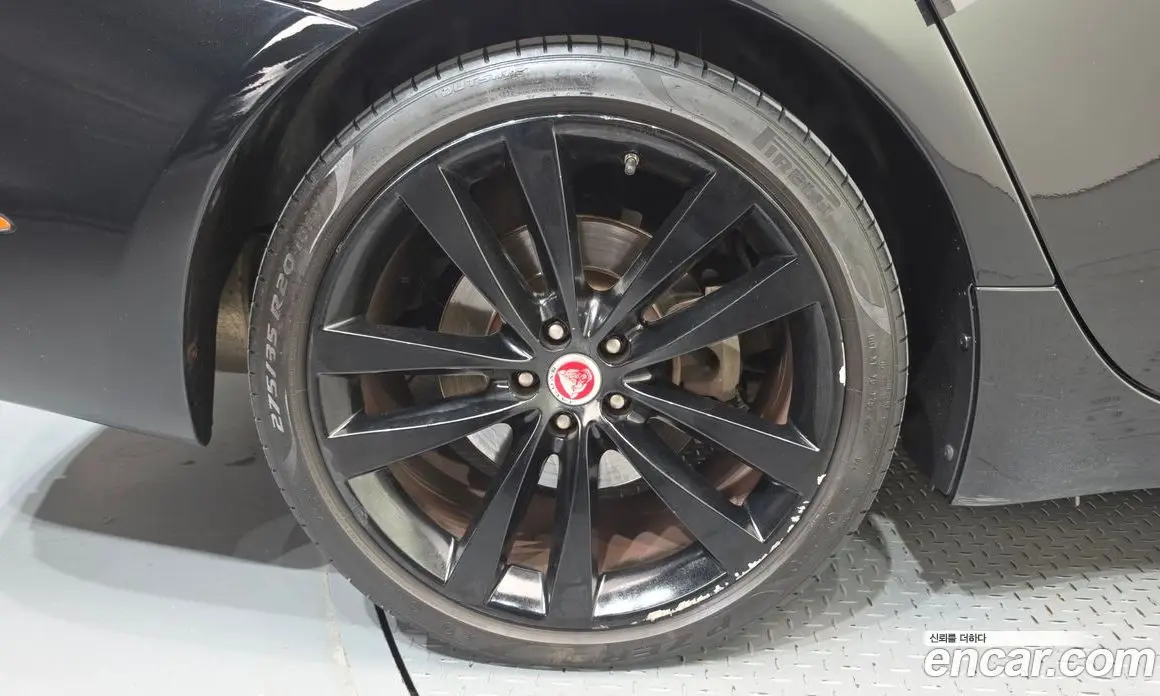 Jaguar XJ 2019 3.0 АКПП, фото 5