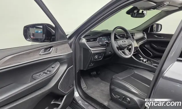 Jeep Cherokee 2023 2.0 АКПП, миниатюра 12