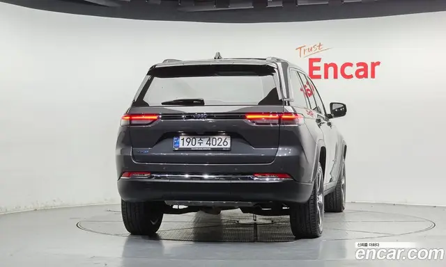 Jeep Cherokee 2023 2.0 АКПП, миниатюра 3