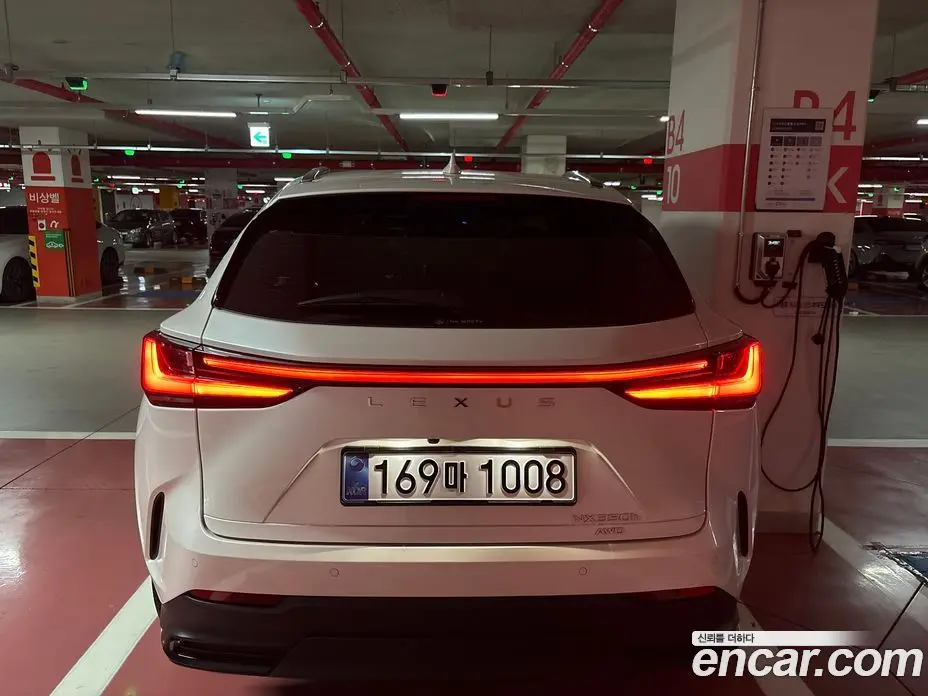 Lexus NX 2025 2.5 вариатор, фото 4