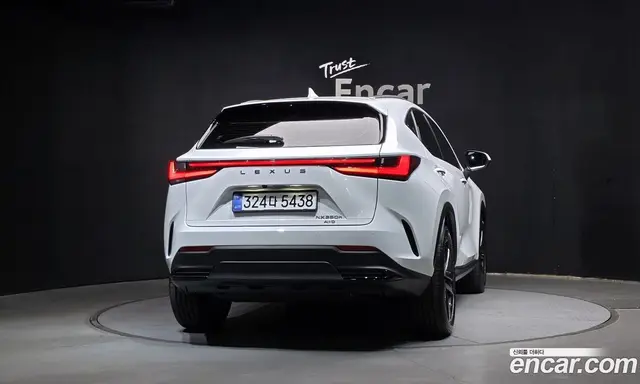Lexus NX 2026 2.5 АКПП, миниатюра 4