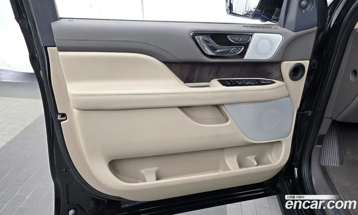 Lincoln Navigator 2022 3.5 АКПП, фото 14