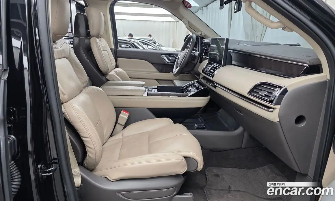 Lincoln Navigator 2022 3.5 АКПП, фото 16