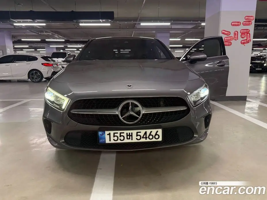 Mercedes-Benz A-Class 2022 2.0 АКПП, фото 3