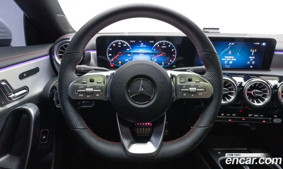 Mercedes-Benz CLA-Class 2023 2.0 АКПП, фото 20