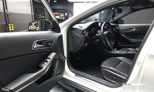 Mercedes-Benz GLA-Class 2015 2.0 АКПП, миниатюра 12