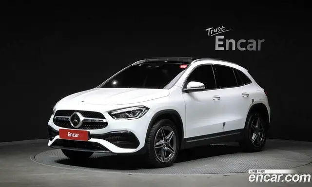 Mercedes-Benz GLA-Class, 2023, 36 553 км